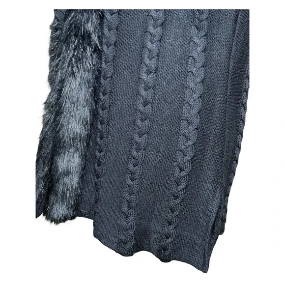 Ming Wang Sweater Vest Women L Black Faux Fur Trim Cable Knit Quiet Luxury Chic - Picture 11 of 15